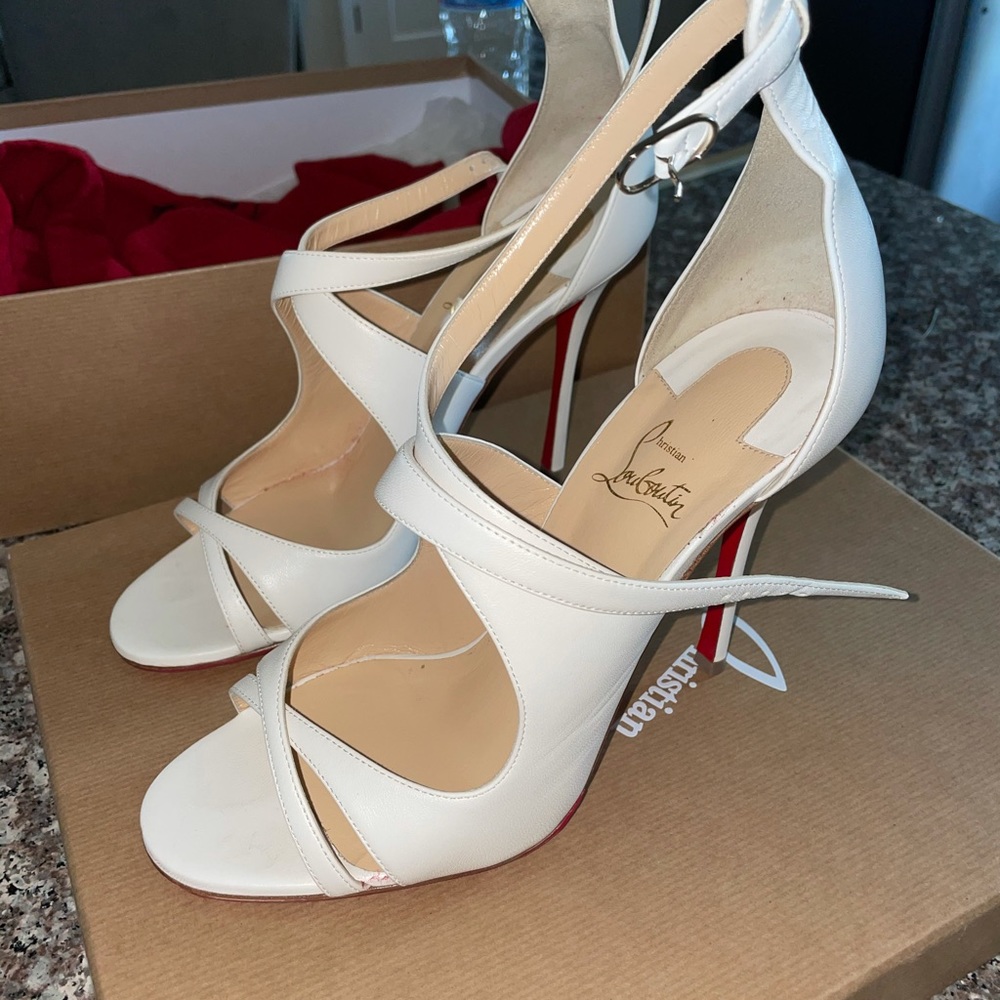 Christian Louboutin “malefissima” 100 Napa shiny